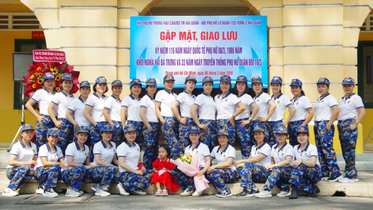 Phụ nữ Lữ đoàn 125 giao lưu, thắt chặt tình đoàn kết nhân dịp 8/3