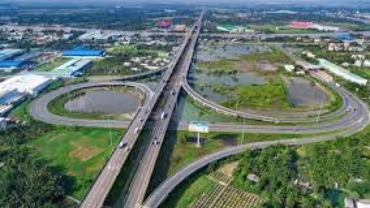 Đẩy nhanh tiến độ, nâng cao chất lượng các công trình, dự án giao thông trọng điểm