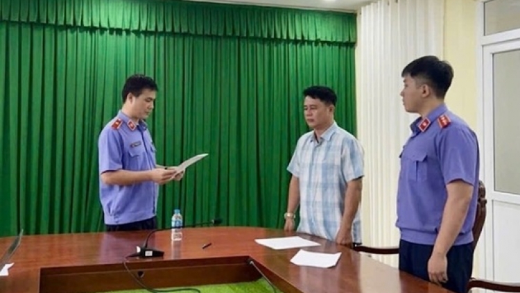 Liên quan đến vụ nữ sinh 14 tuổi tử vong, Vĩnh Long tước danh hiệu 2 cán bộ Công an