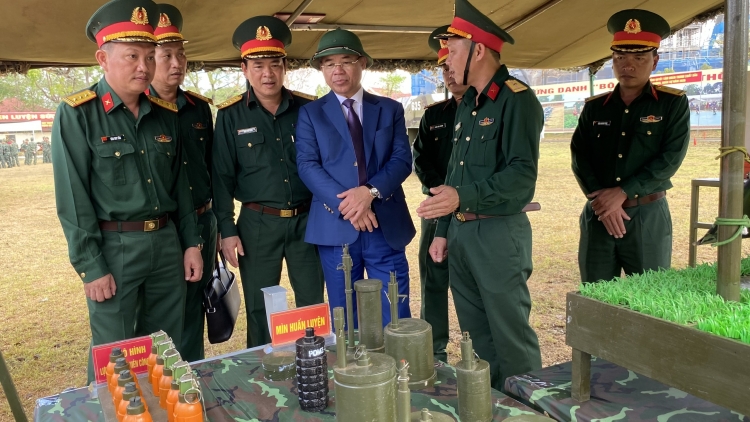 Lực lượng vũ trang Đắk Lắk ra quân huấn luyện và thi đua trong đợt bầu cử