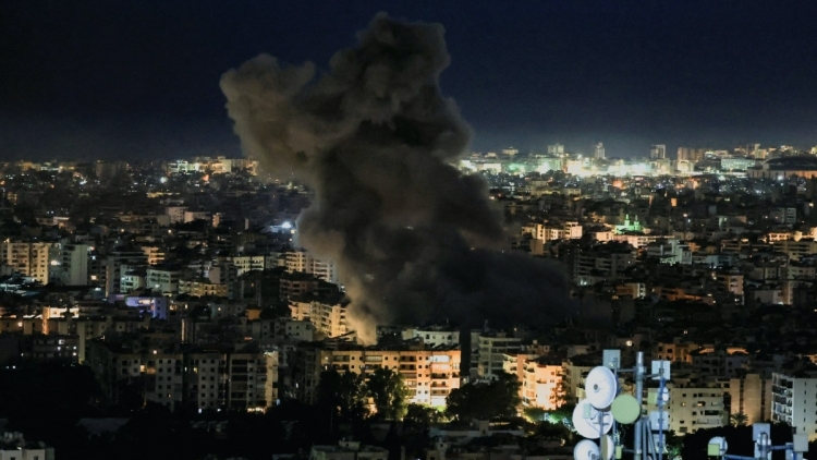 Israel tiếp tục tấn công vào Lebanon, Quốc hội Lebanon hoãn bầu cử