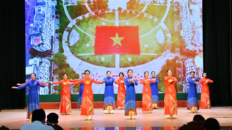 Phụ nữ Vùng Cảnh sát biển 1 thi đua bản lĩnh, trí tuệ trong giai đoạn mới