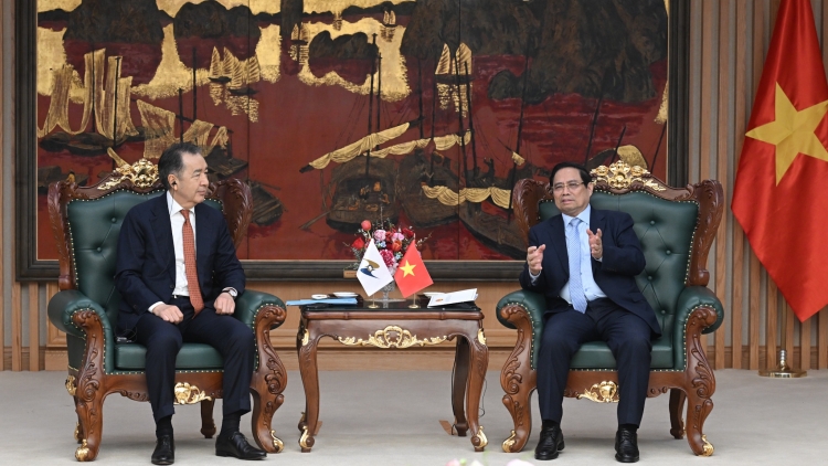 Thời sự 21h30 2/3/2026: Thủ tướng tiếp Chủ tịch Hội đồng Ủy ban Kinh tế Á-Âu