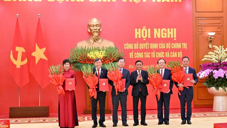  Thời sự 12h 1/4/2026: Công bố Quyết định của Bộ Chính trị về công tác tổ chức và cán bộ 