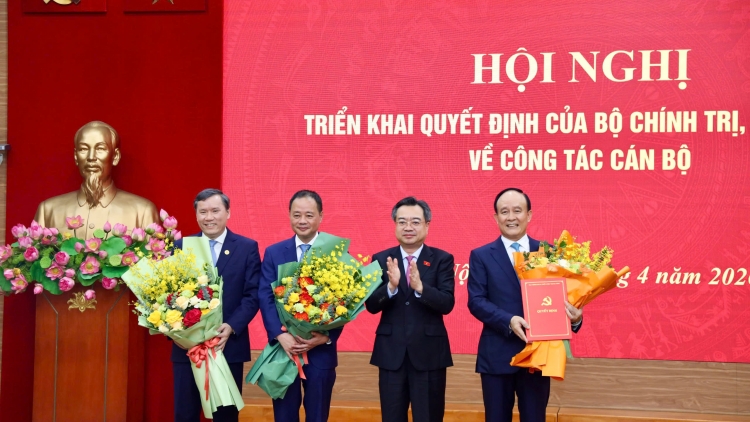 Công bố quyết định về công tác cán bộ tại Ban Chính sách, chiến lược Trung ương