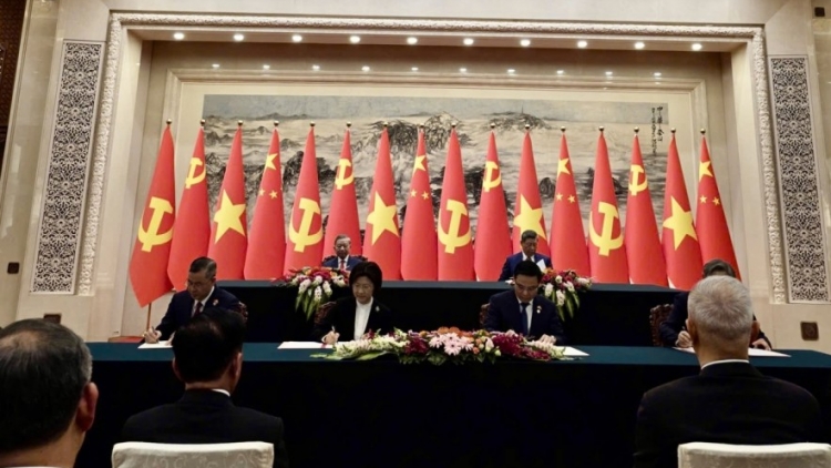 Việt Nam - Trung Quốc hợp tác và hỗ trợ hành chính trong lĩnh vực hải quan