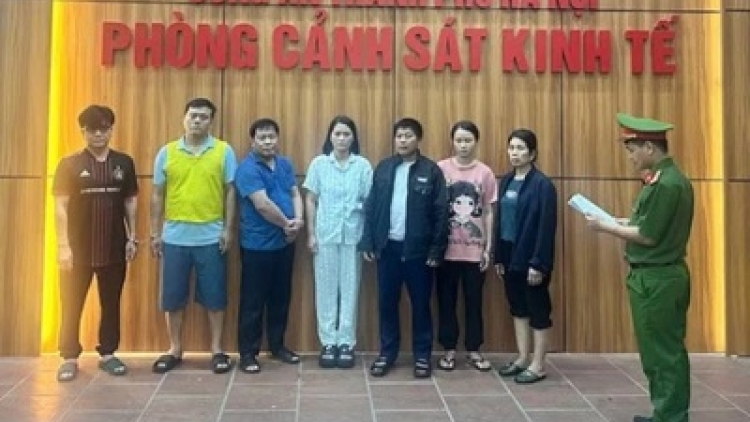 Thời sự 21h30 6/4/2026: Cán bộ kiểm dịch thú y đã tiếp tay cho việc tiêu thụ 300 tấn thịt lợn bệnh 