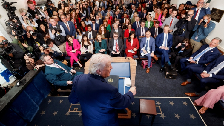 Ông Trump lạc quan về khả năng đạt thỏa thuận hòa bình với Iran trước thềm đàm phán tại Pakistan