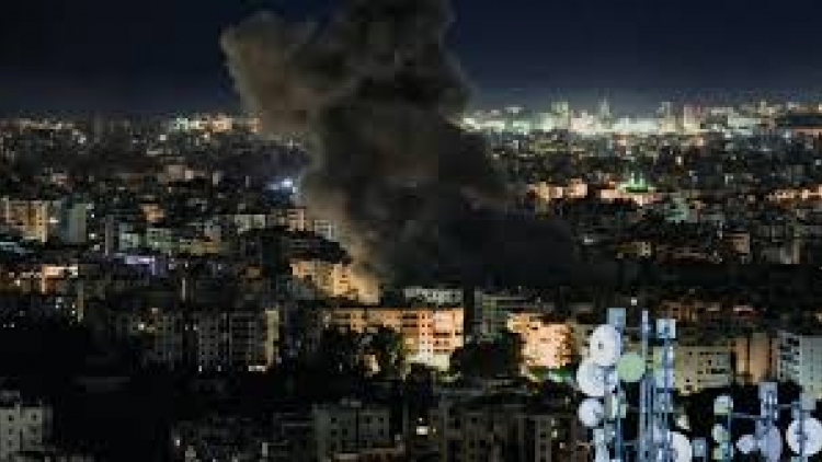 Israel oanh tạc dữ dội tại Lebanon khiến hơn 200 người thiệt mạng