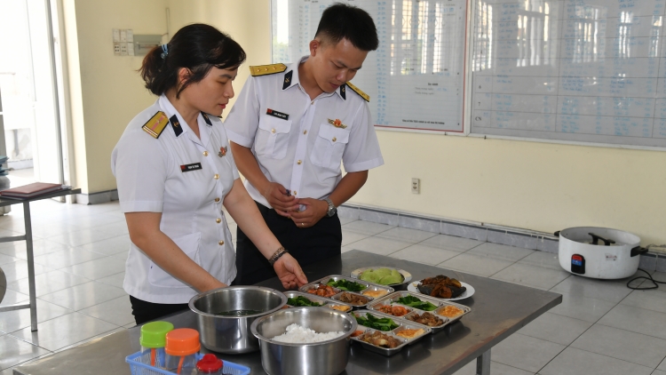 Lữ đoàn 125 bảo đảm tốt công tác quân nhu, nâng cao chất lượng đời sống bộ đội