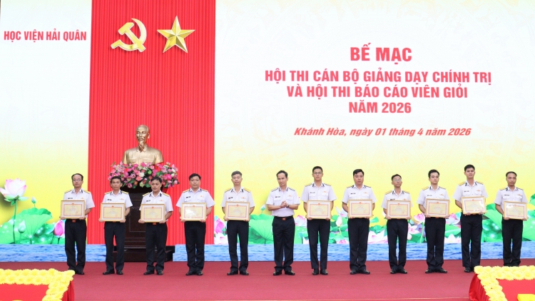 Học viện Hải quân đổi mới phương pháp giảng dạy chính trị, ứng dụng công nghệ số và trí tuệ nhân tạo