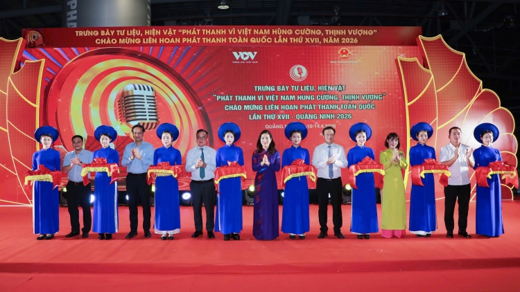 Khai mạc triển lãm trưng bày hiện vật “Phát thanh vì Việt Nam hùng cường, thịnh vượng”