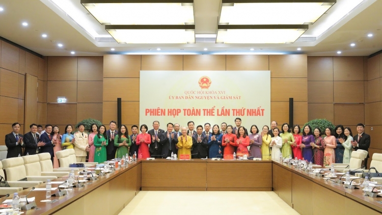 Ủy ban Dân nguyện và Giám sát của Quốc hội tổ chức phiên họp toàn thể lần thứ nhất