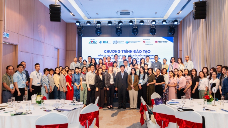 Ngành Tài chính hỗ trợ Doanh nghiệp nhỏ và vừa chuyển đổi số, chuyển đổi xanh