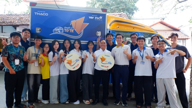 Chuyến xe tử tế viết tiếp câu chuyện của yêu thương từ những lớp học 0 đồng