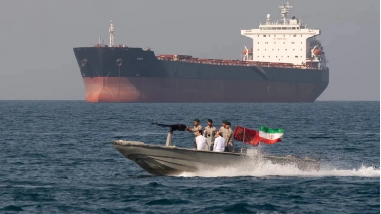 Tình hình eo biển Hormuz nóng trở lại khi ít nhất 3 tàu bị tấn công