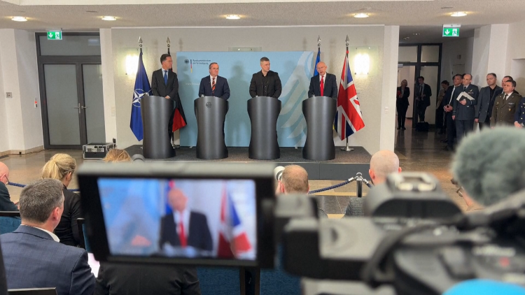 Anh công bố gói viện trợ 120.000 máy bay không người lái cho Ukraine