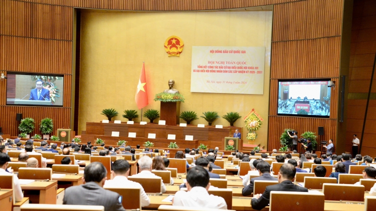 Lá phiếu của cử tri không dừng lại ở ngày bầu cử