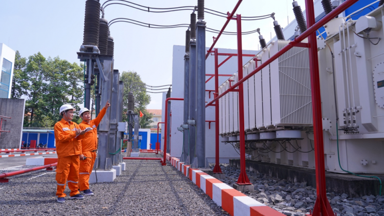 Nắng nóng kéo dài, Điện lực TP.HCM đẩy mạnh các giải pháp đảm bảo cung ứng