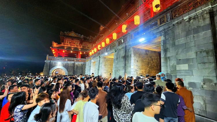 Huế đón hơn 395.000 lượt khách dịp Giỗ Tổ Hùng Vương