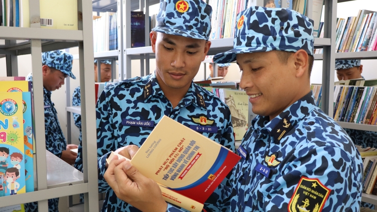 Văn hóa đọc của Thủy thủ tàu ngầm