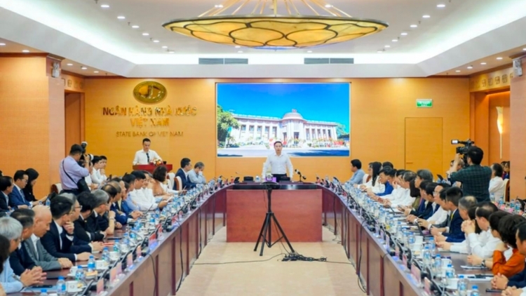 Thời sự 18h 10/4/2026: Ngân hàng đồng loạt cam kết giảm lãi suất sau cuộc họp với NHNN