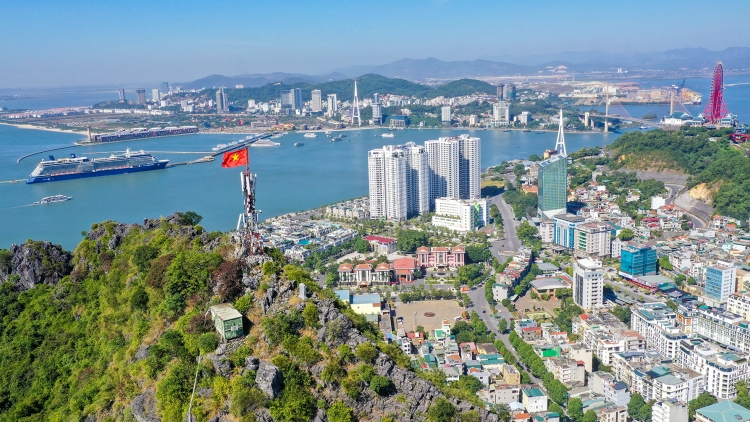 Phê duyệt nhiệm vụ Quy hoạch chung đô thị Quảng Ninh đến năm 2050, tầm nhìn đến năm 2075