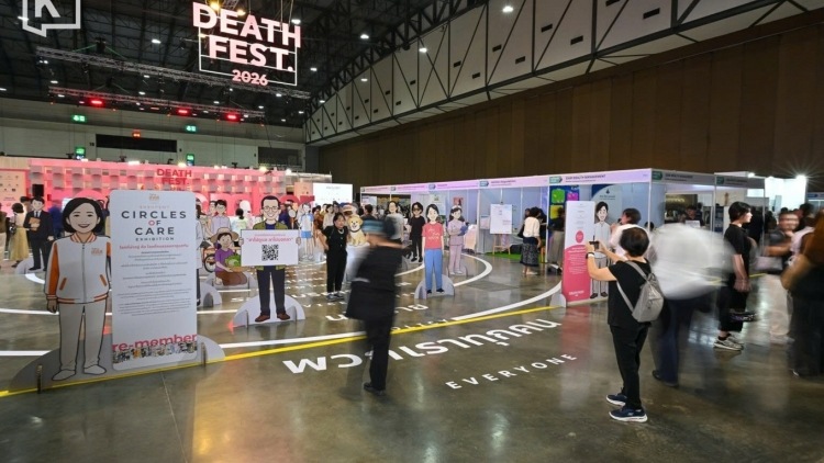 Theo dòng thời sự sáng 12/4/2026