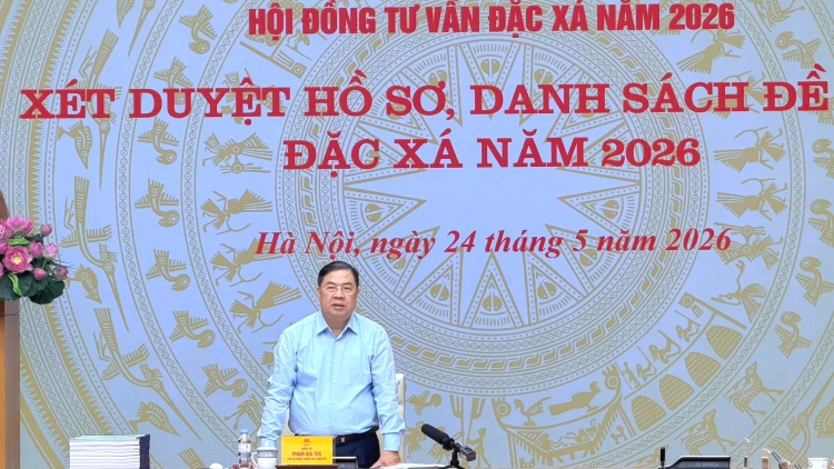 Phó Thủ tướng Thường trực Chính phủ Phạm Gia Túc họp Hội đồng tư vấn đặc xá năm 2026