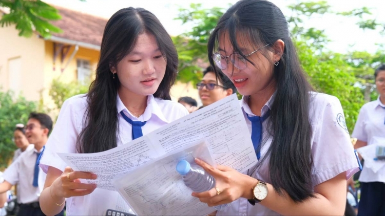 Kỳ thi tốt nghiệp THPT 2026: Chuẩn bị “từ sớm, từ xa” - sẵn sàng cho kỳ thi quy mô lớn 