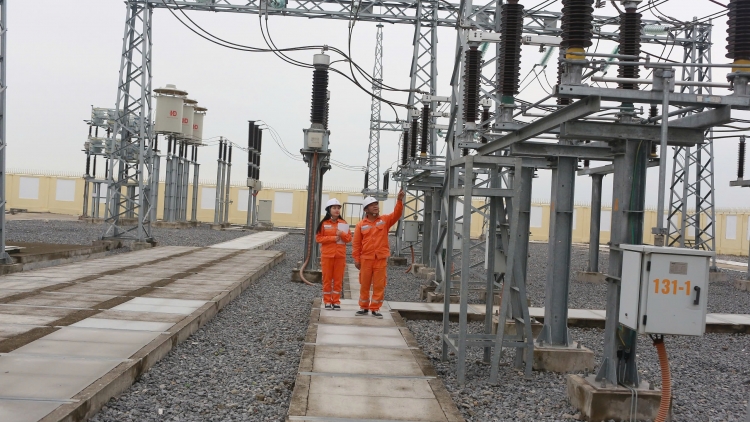 Công ty Điện lực Ninh Bình đảm bảo cung ứng điện mùa nắng nóng