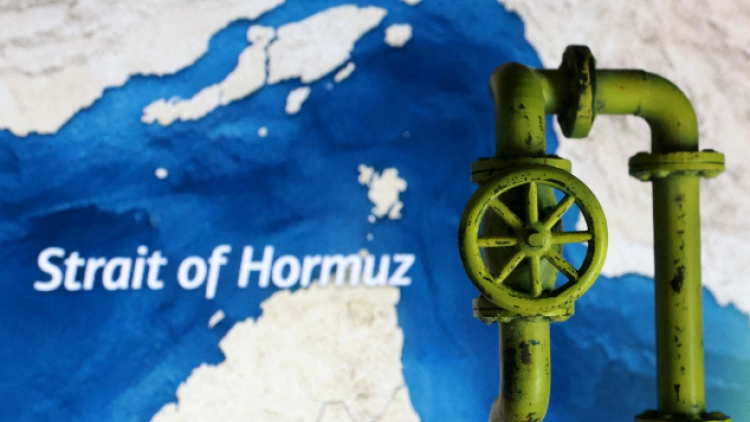 Iran ban hành quy định mới về kiểm soát eo Hormuz