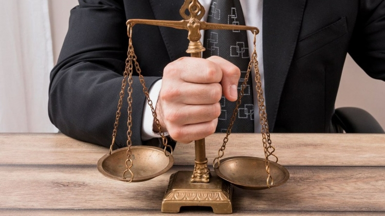 Thí điểm chế định luật sư công: Bài toán cơ chế thu hút nhân lực giữ “lá chắn pháp lý” cho Nhà nước