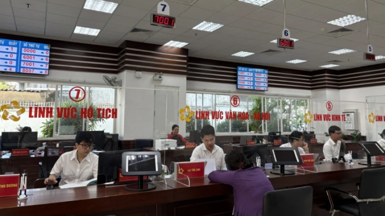 Theo dòng thời sự sáng 26/5/2026