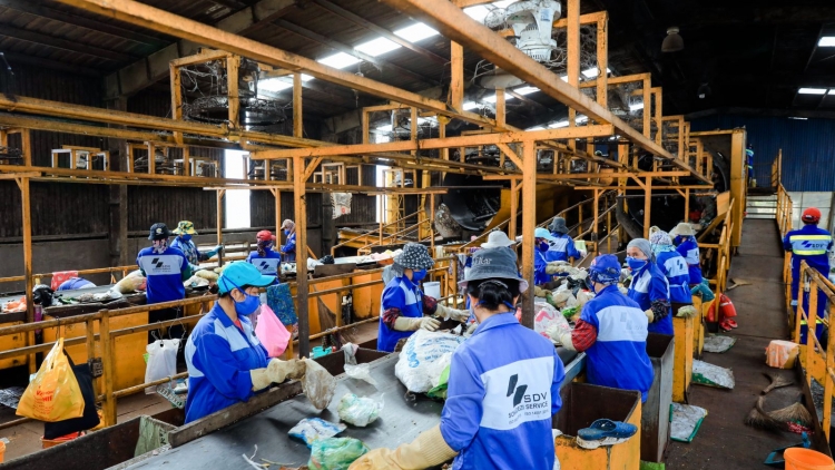 Tăng cường các giải pháp quản lý chất thải rắn, tạo nguồn thúc đẩy kinh tế tuần hoàn.