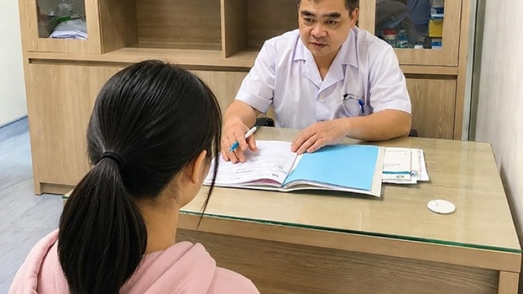  Bác sĩ cảnh báo nguy cơ lo âu, trầm cảm gia tăng trong mùa thi