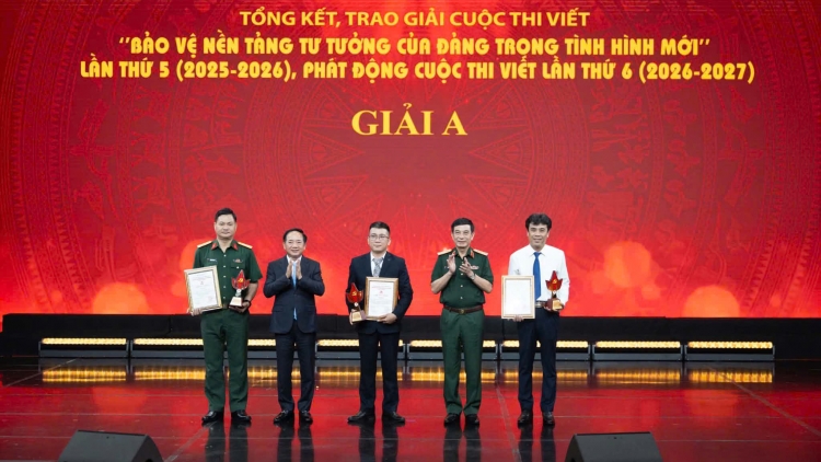 Trao giải Cuộc thi viết “Bảo vệ nền tảng tư tưởng của Đảng trong tình hình mới” lần thứ 5(2025-2026)