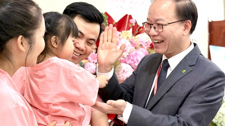 Dấu ấn thành công từ 100 ca ghép gan cho trẻ em