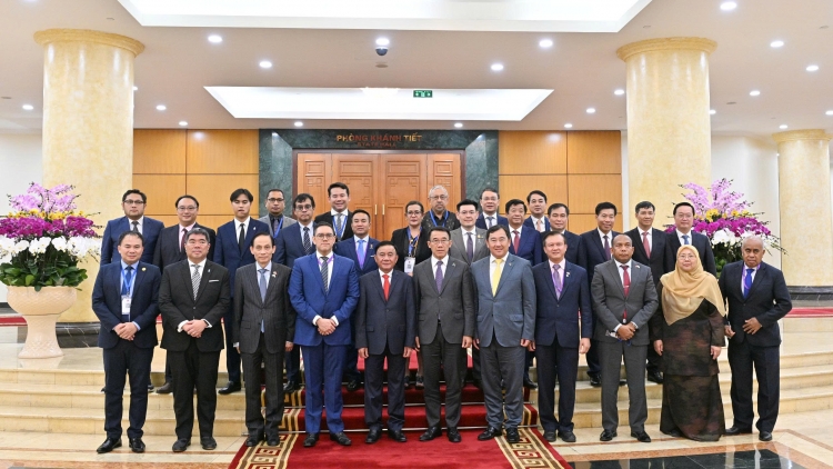 Thời sự 21h30 8/6/2026: Việt Nam mở rộng quan hệ hợp tác với các chính đảng ở các nước Đông Nam Á 