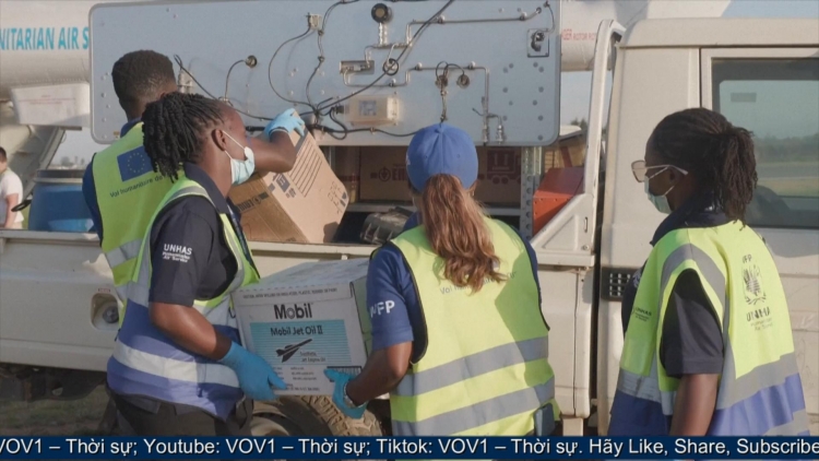 WHO cảnh báo dịch Ebola bùng phát nhanh tại Trung Phi