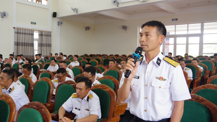 Lữ đoàn Tàu ngầm 189 Hải quân: Phát huy dân chủ, xây dựng sức mạnh từ mỗi kíp tàu ngầm