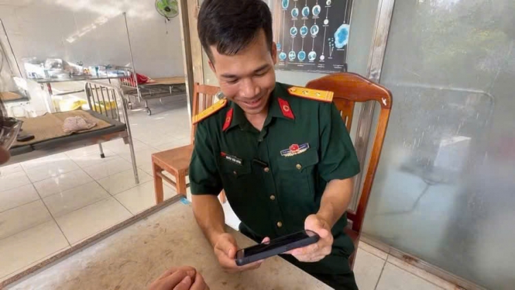 Chiếc ổ cứng vượt sóng đến Trường Sa
