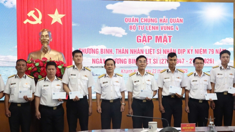 Vùng 4 Hải quân gặp mặt, tri ân thương binh, thân nhân liệt sĩ