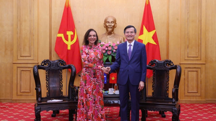 Tăng cường hợp tác Việt Nam - Australia trong đào tạo nguồn nhân lực chất lượng cao và quản trị công