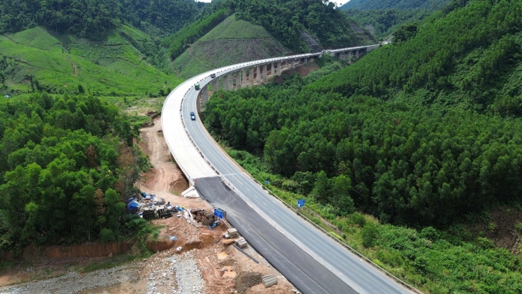 Ngành Xây dựng tăng tốc giải ngân, thực hiện mục tiêu tăng trưởng