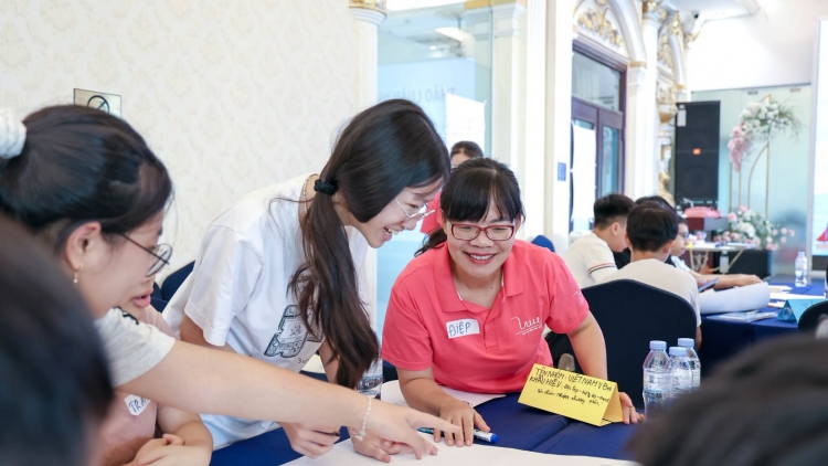 Quỹ Vì Tầm Vóc Việt triển khai tập huấn giáo dục giới tính tại Hải Phòng