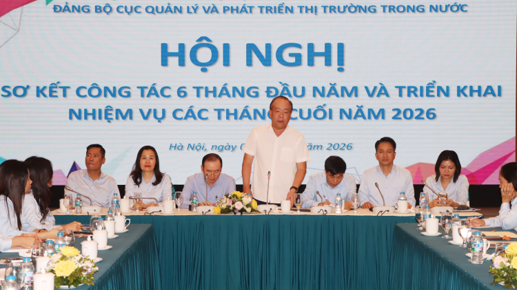 Quyết tâm đưa thị trường trong nước trở thành động lực quan trọng của tăng trưởng kinh tế