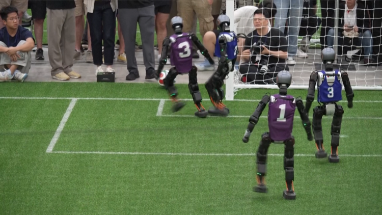 Sân cỏ Incheon Hàn Quốc sôi động với giải vô địch bóng đá RoboCup 2026