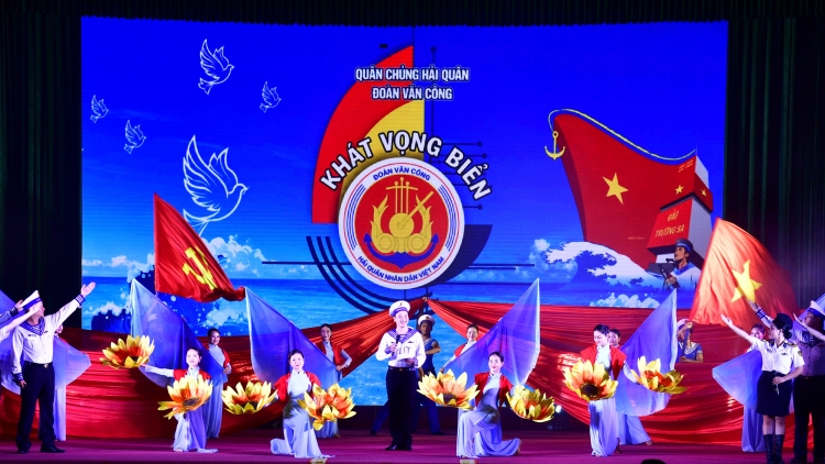 Những giai điệu “Khát vọng biển” tiếp lửa nơi Căn cứ quân sự Long Sơn
