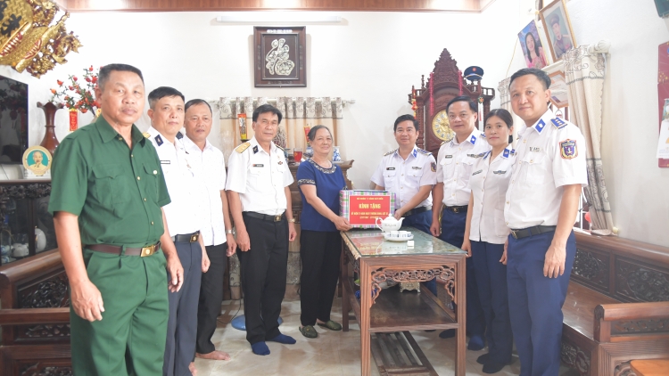 Hải đoàn 11 lan tỏa nghĩa tình "Đền ơn đáp nghĩa"